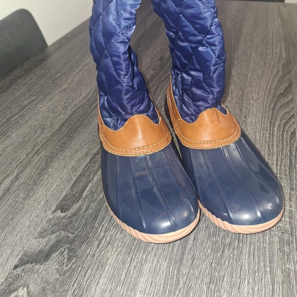 Navy and Brown / Rubber & Quilted Boots- W Sz 8